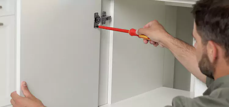 Screen Door Hinge Repair Fountain Valley